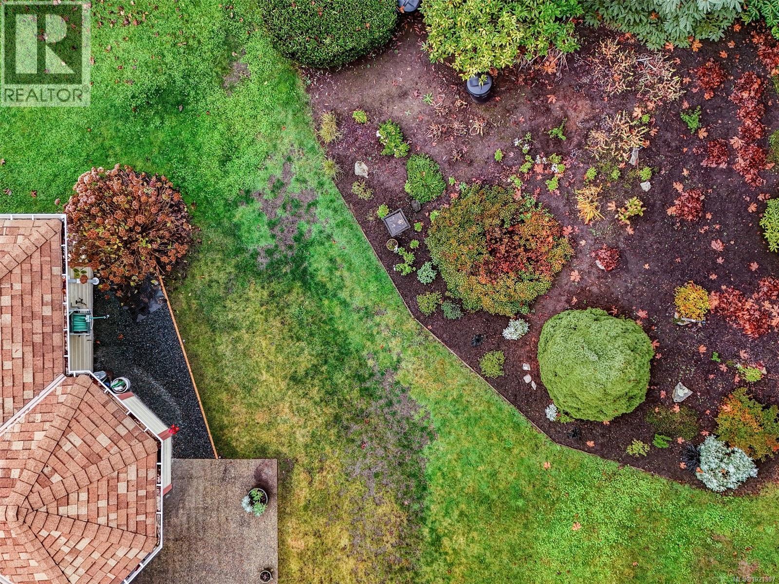  8618 Kingcome Crescent, North Saanich