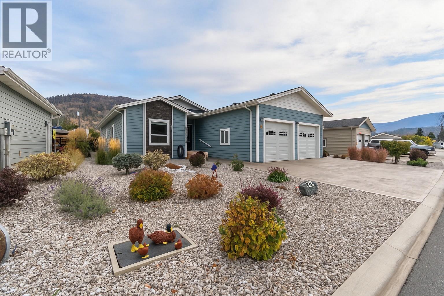 8300 Gallagher Lake Frontage Road Unit# 125, Oliver