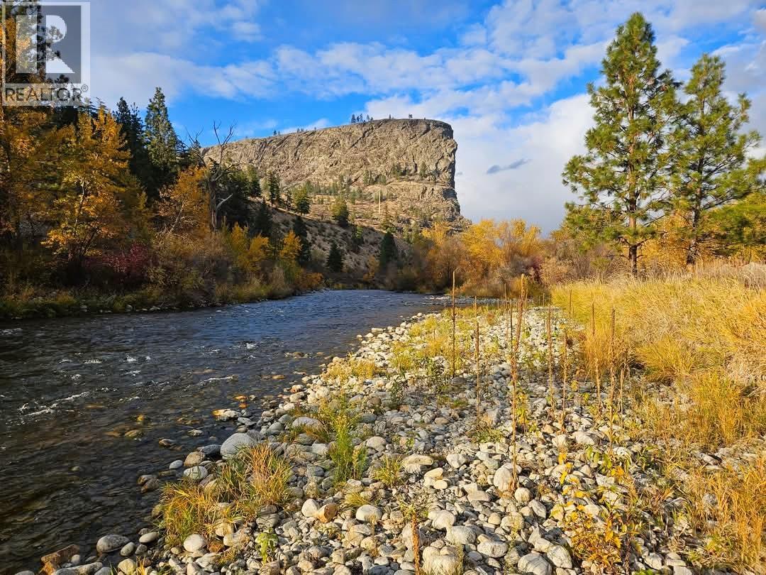 8300 Gallagher Lake Frontage Road Unit# 125, Oliver