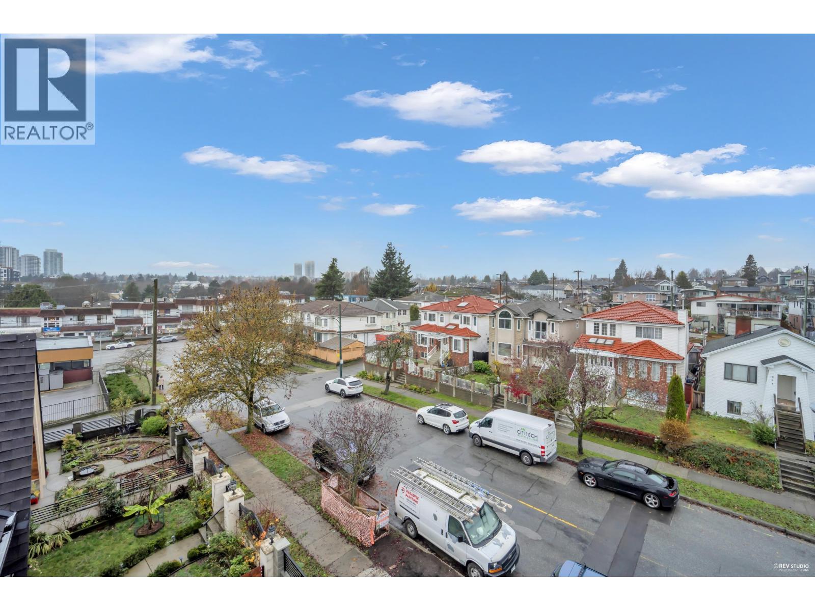 1 262 E 65TH AVENUE, Vancouver