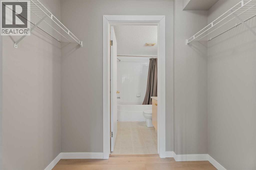 Single Family House for Sale in    Avenue SE McKenzie Towne Calgary 