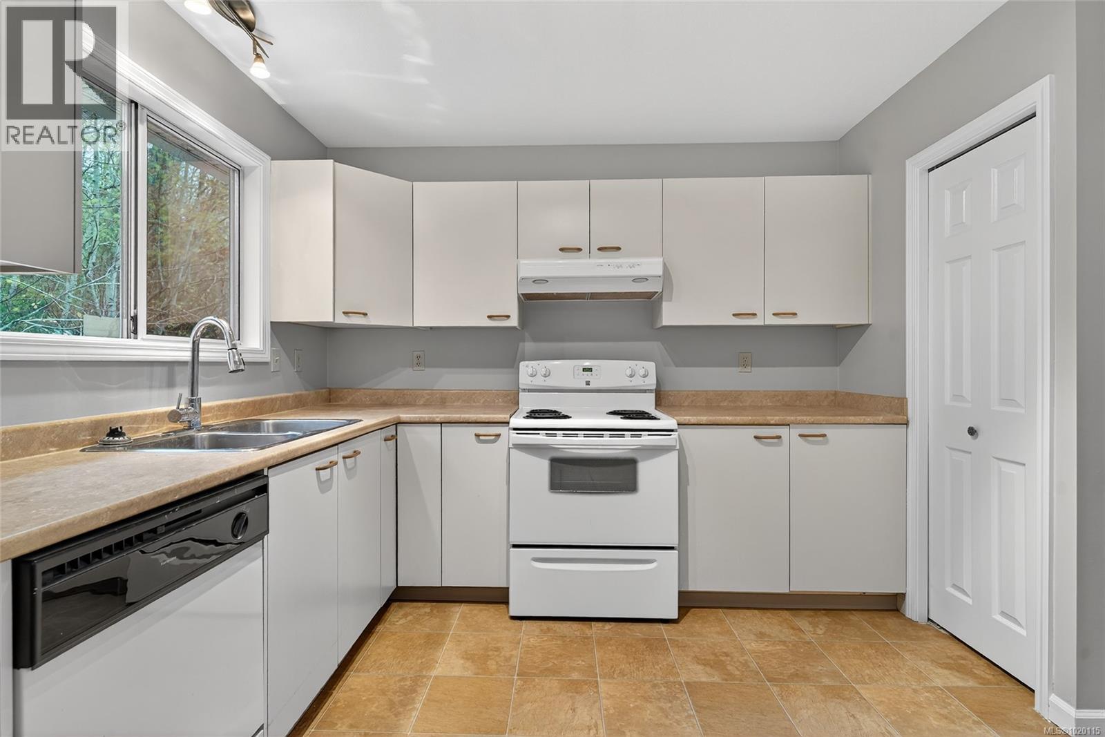 30 493 Pioneer Cres, Parksville