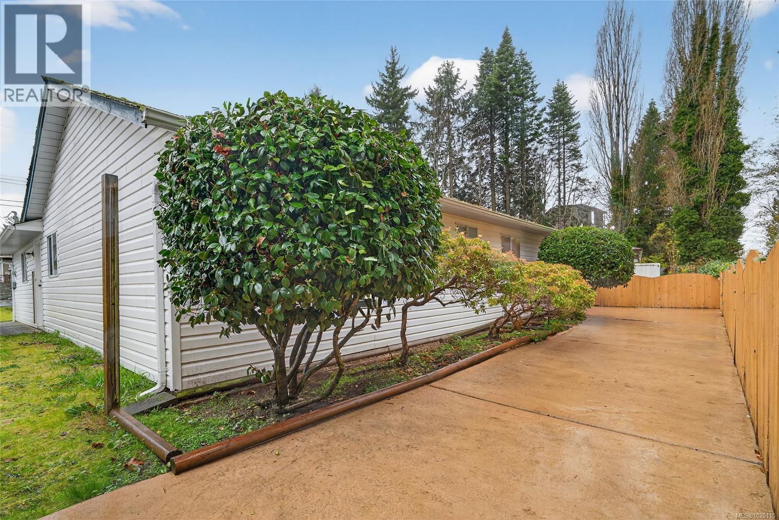 30 493 Pioneer Cres, Parksville