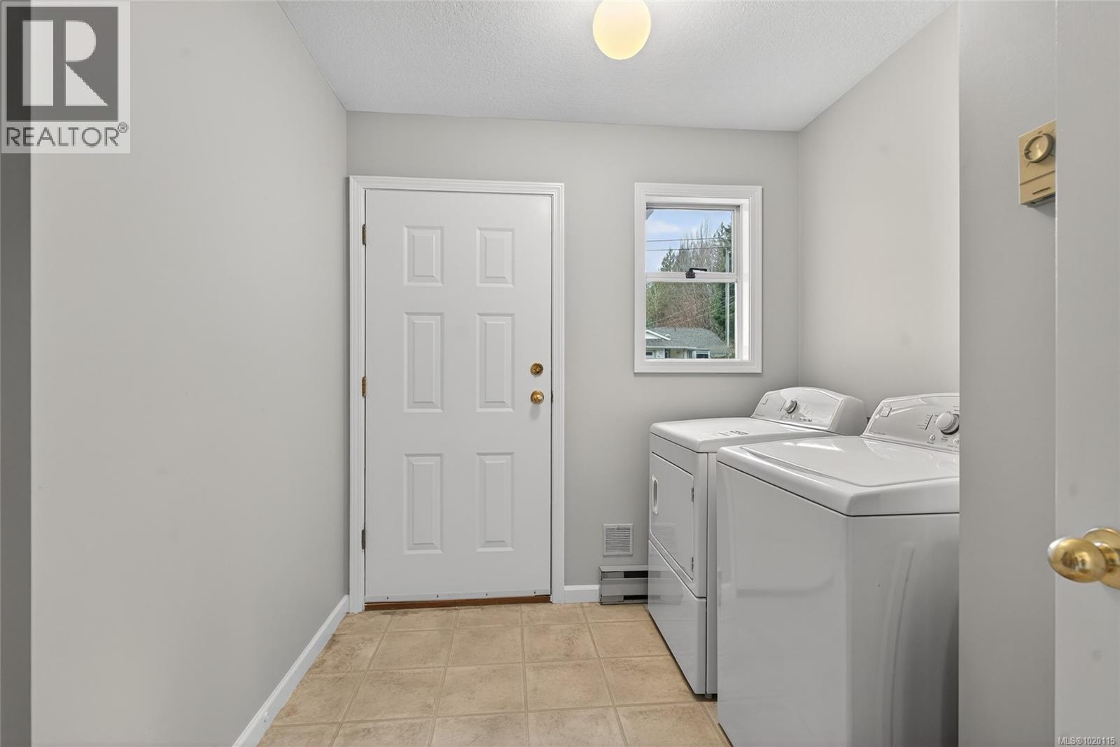 30 493 Pioneer Cres, Parksville