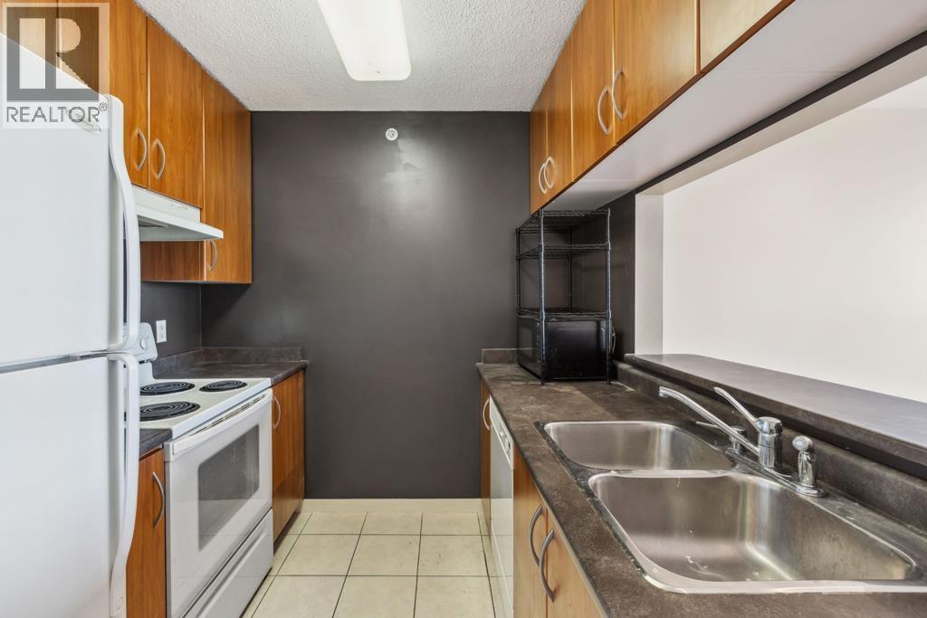 1606 3663 CROWLEY DRIVE, Vancouver