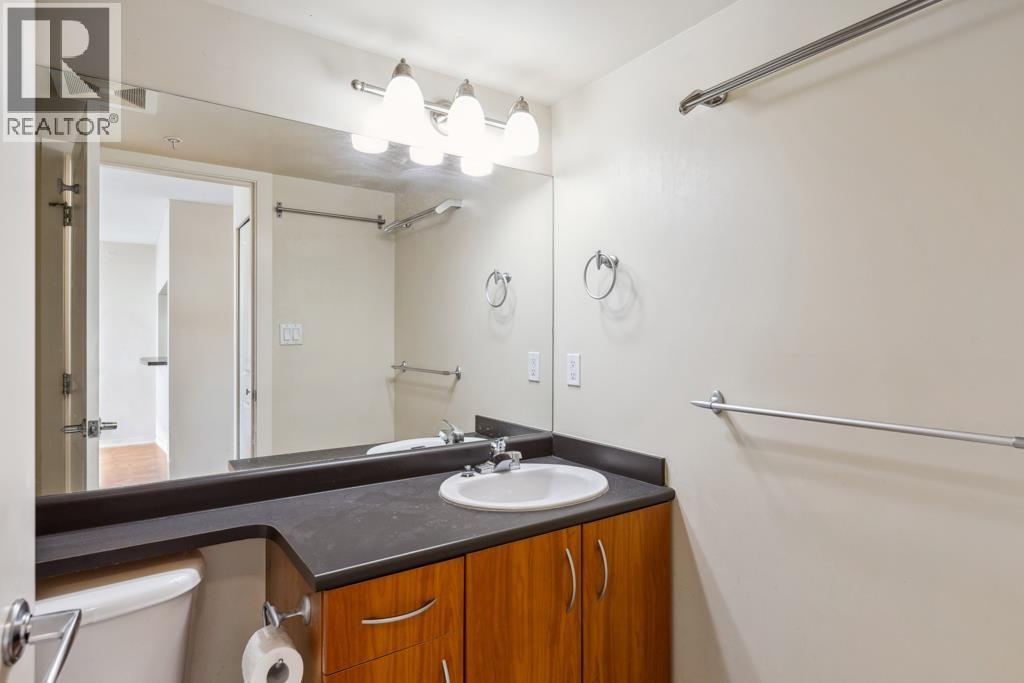 1606 3663 CROWLEY DRIVE, Vancouver