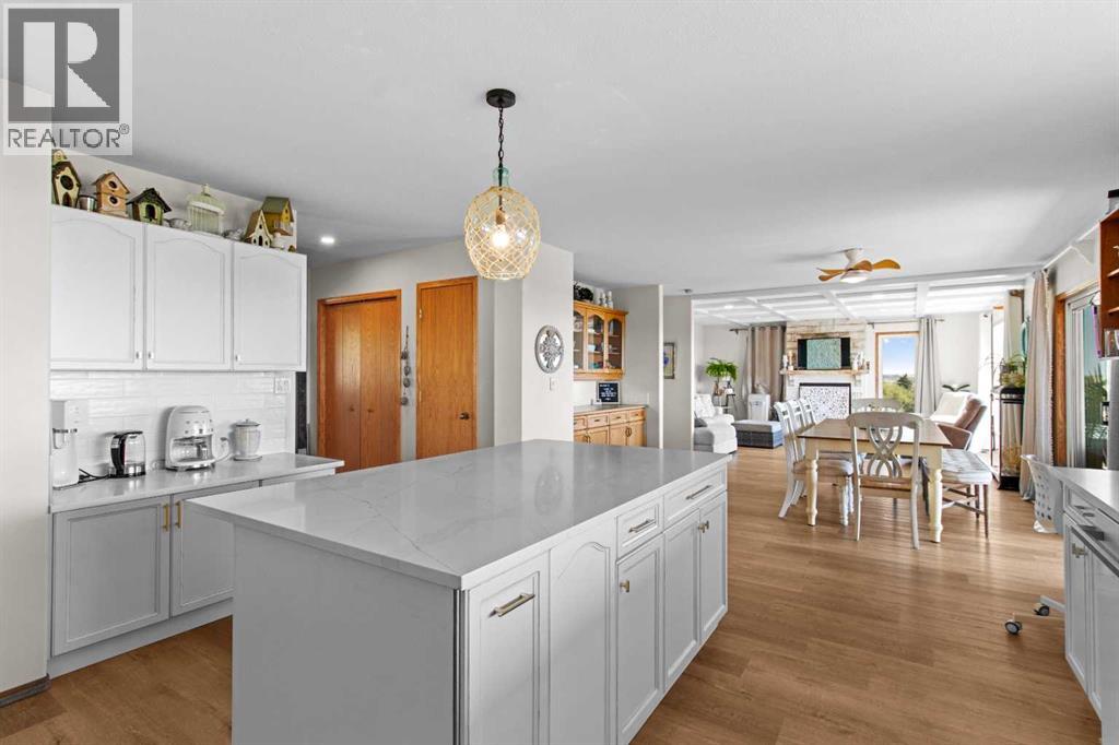 40017 RR23, Rural Lacombe County