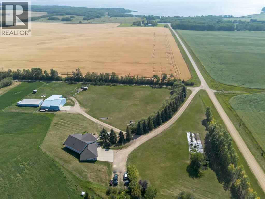 40017 RR23, Rural Lacombe County