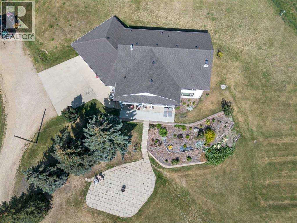 40017 RR23, Rural Lacombe County