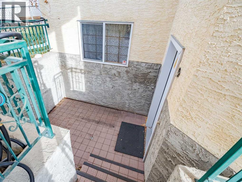 301 Riverview Green, Cochrane