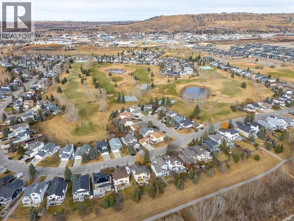 301 Riverview Green, Cochrane