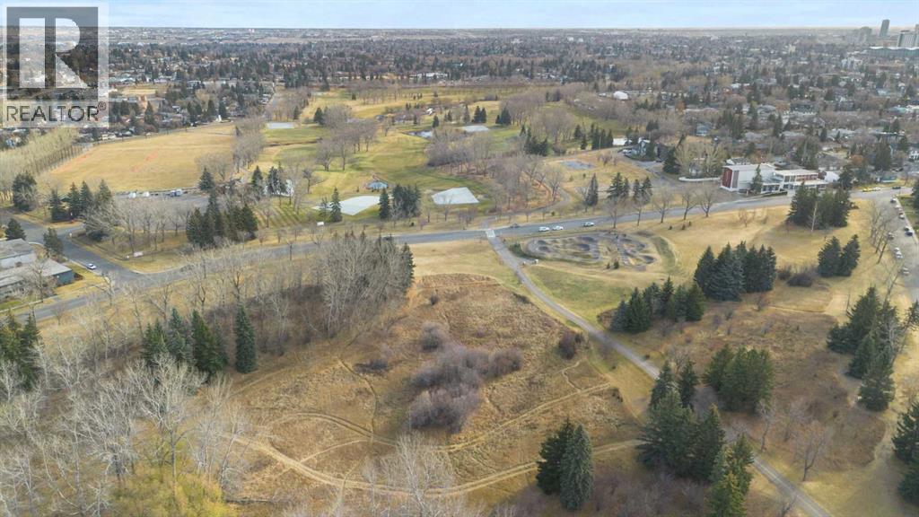 Single Family House for Sale in  Canmore Road NW Banff Trail Calgary 