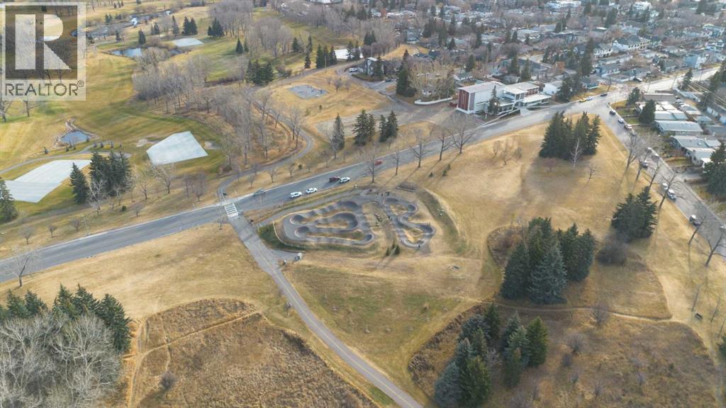 Single Family House for Sale in  Canmore Road NW Banff Trail Calgary 