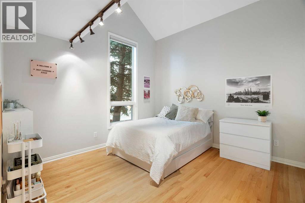 Single Family House for Sale in  Canmore Road NW Banff Trail Calgary 