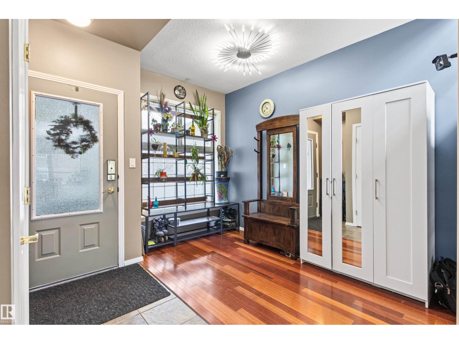 #417 10717 83 AV NW - 12