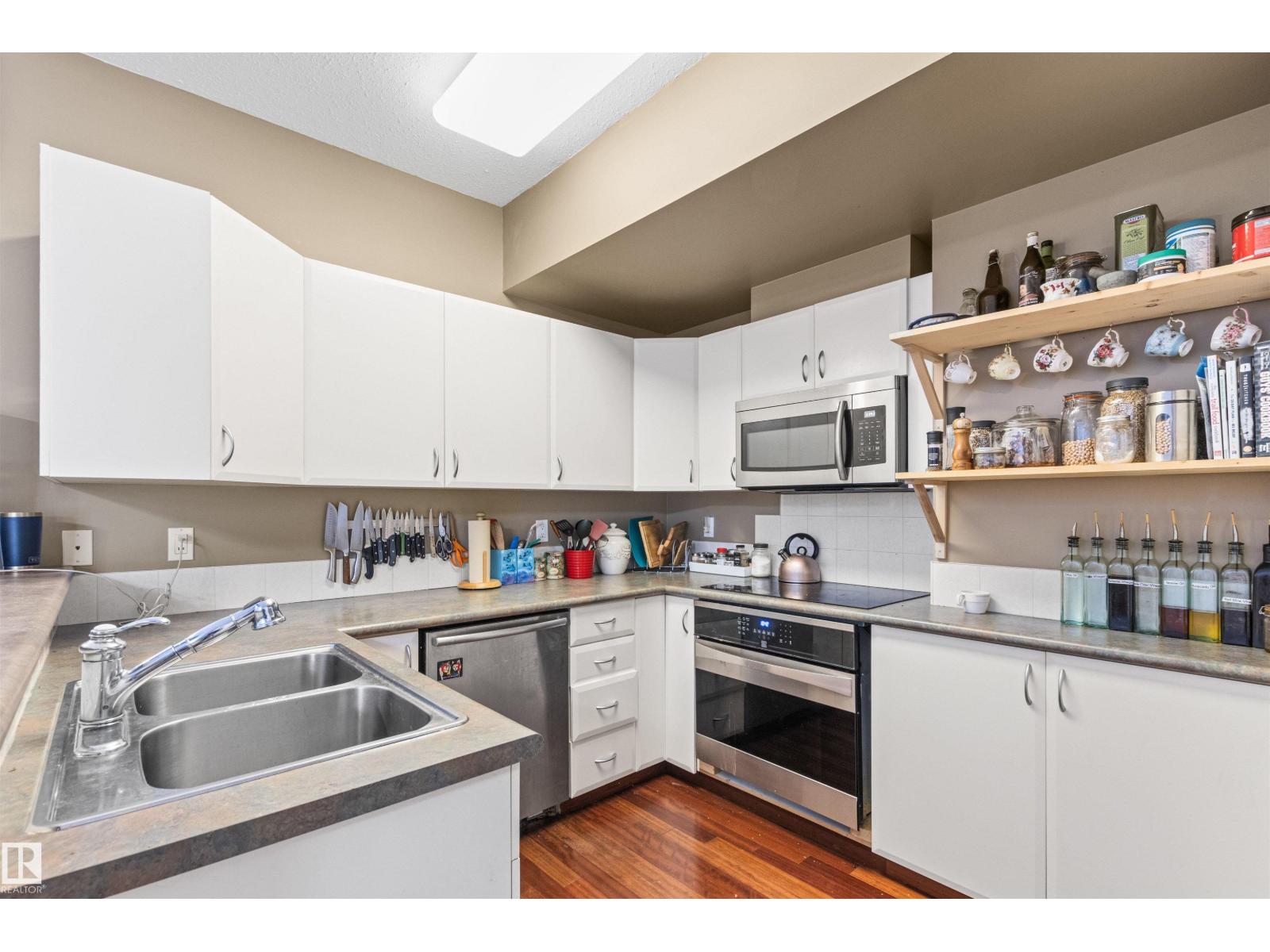 #417 10717 83 AV NW - 17