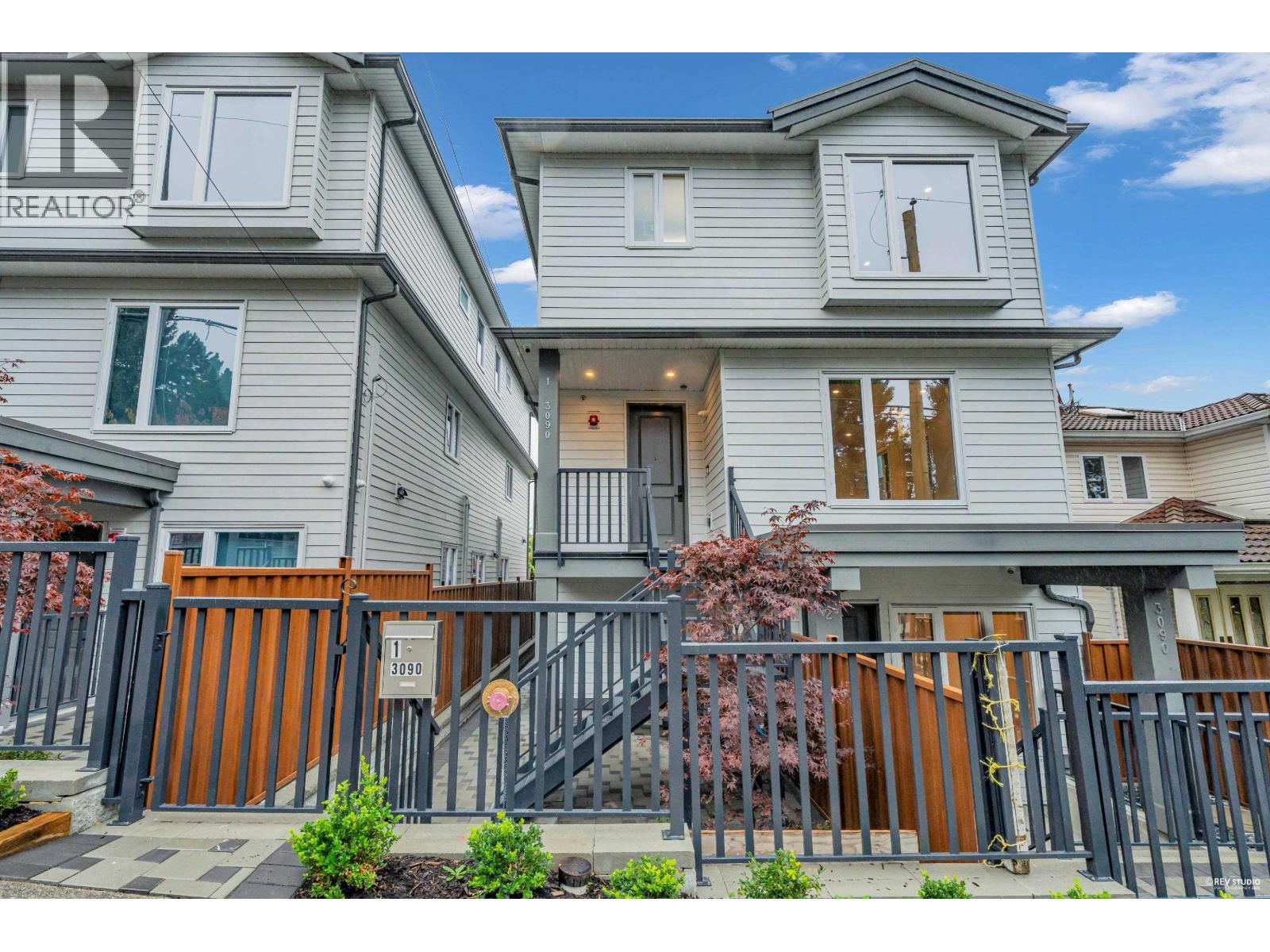 1 3090 VANNESS AVENUE, Vancouver