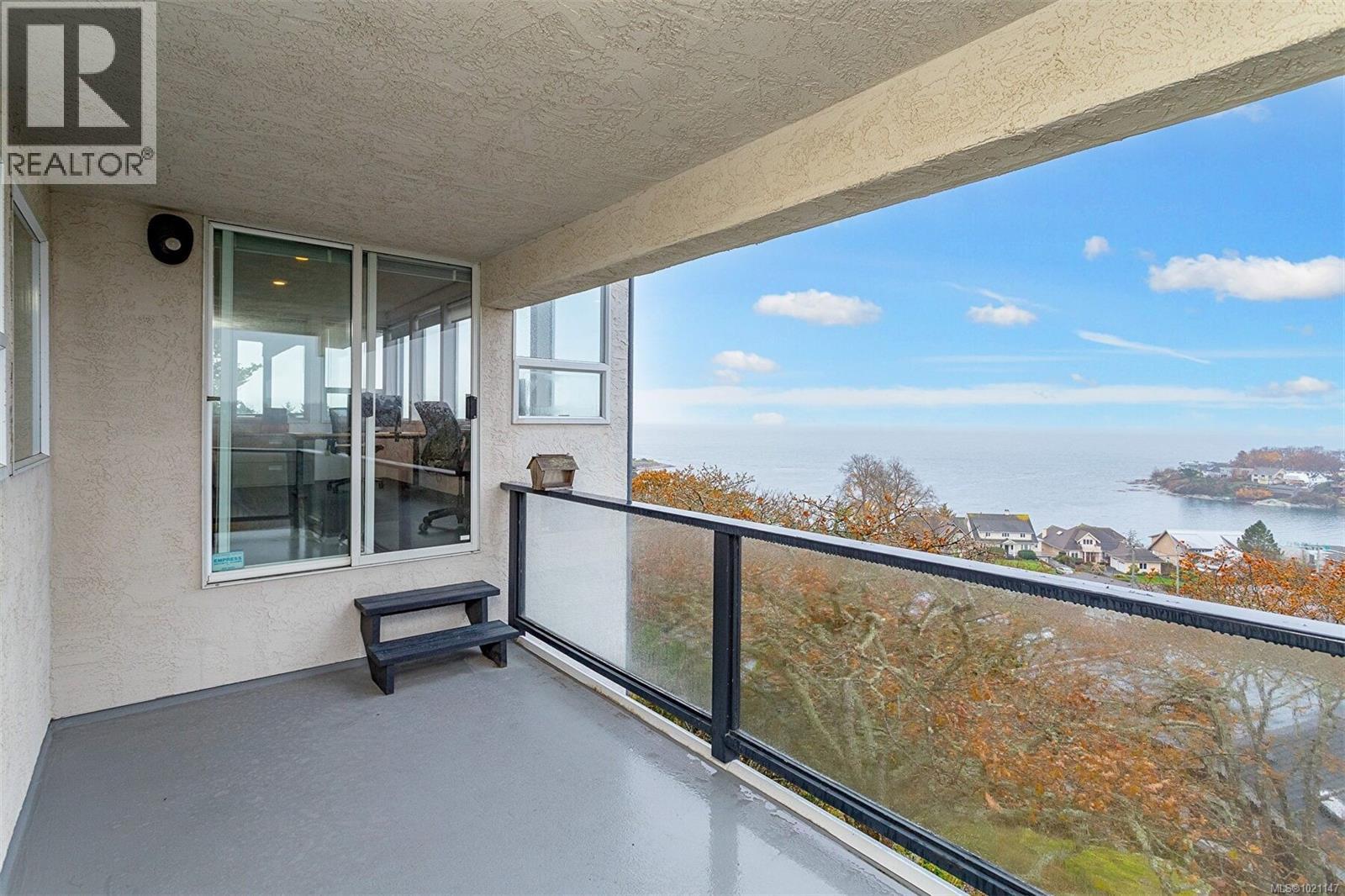  117 Barkley Terrace, Oak Bay