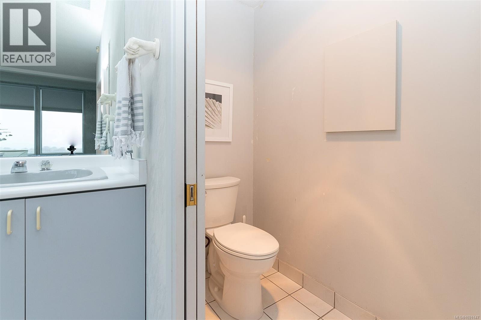  117 Barkley Terrace, Oak Bay