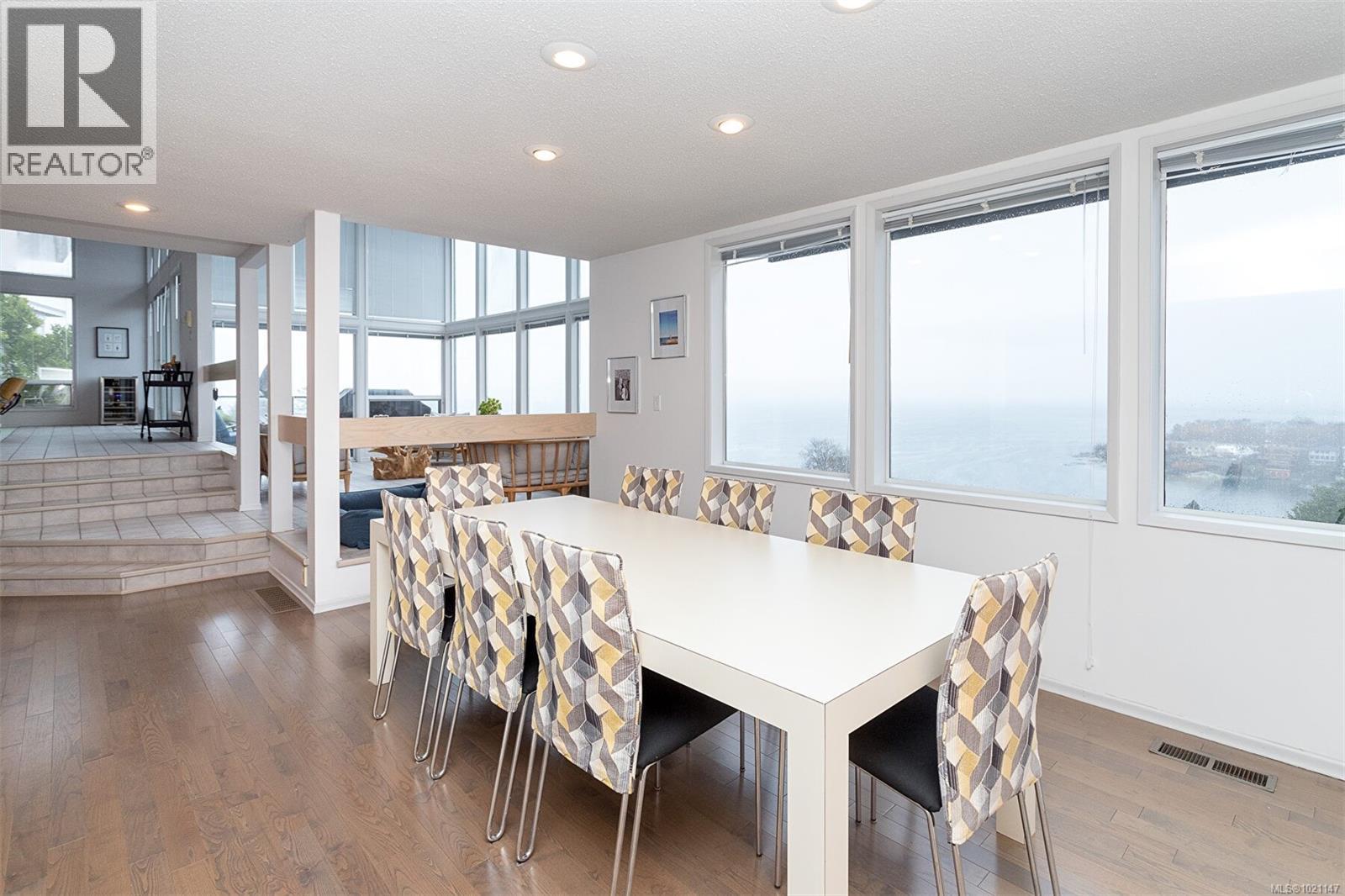  117 Barkley Terrace, Oak Bay