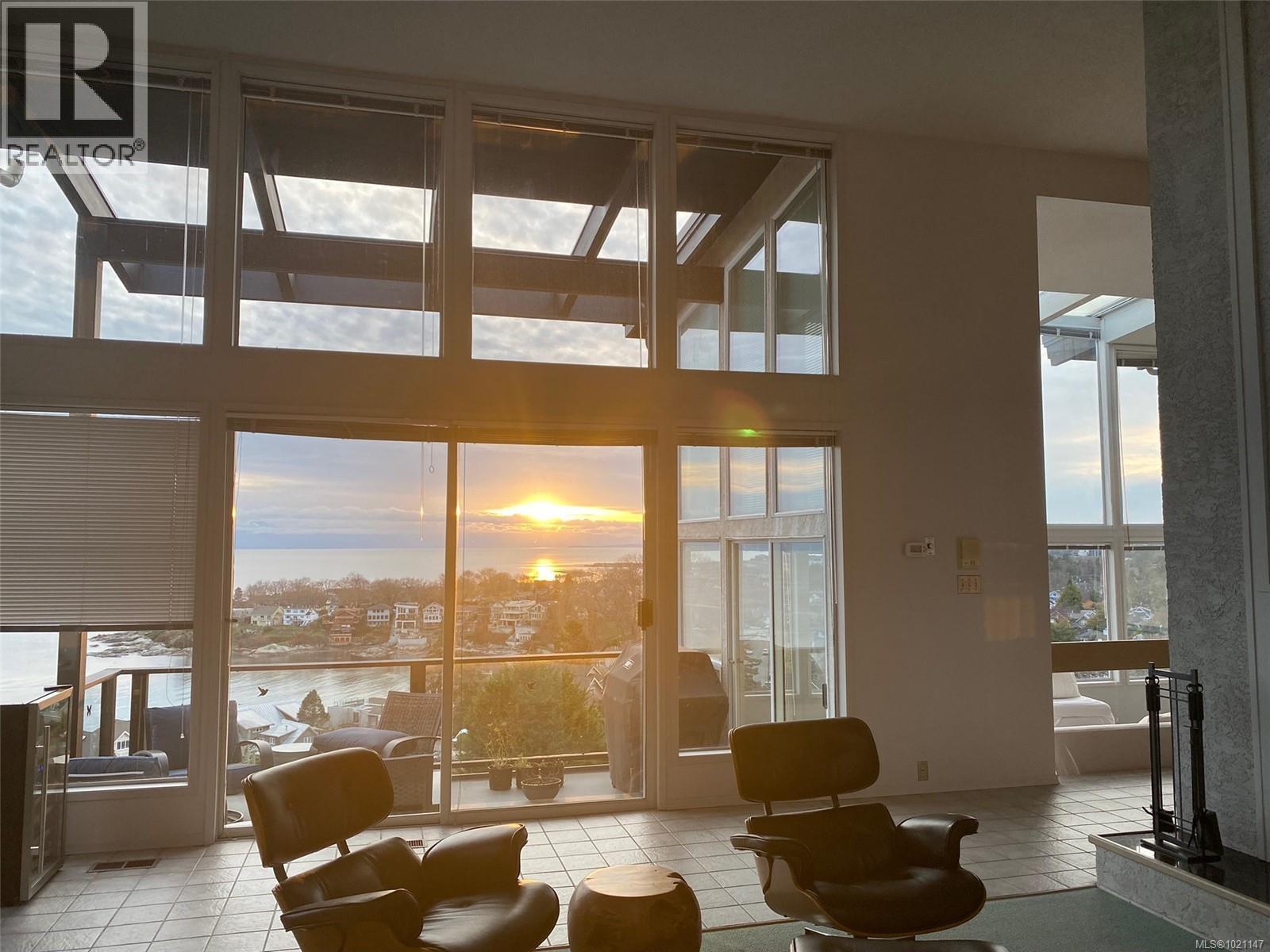  117 Barkley Terrace, Oak Bay