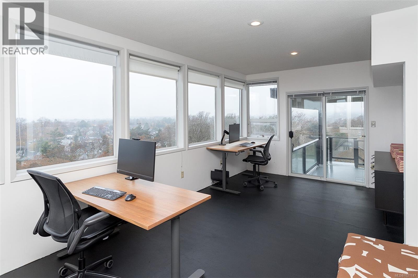  117 Barkley Terrace, Oak Bay