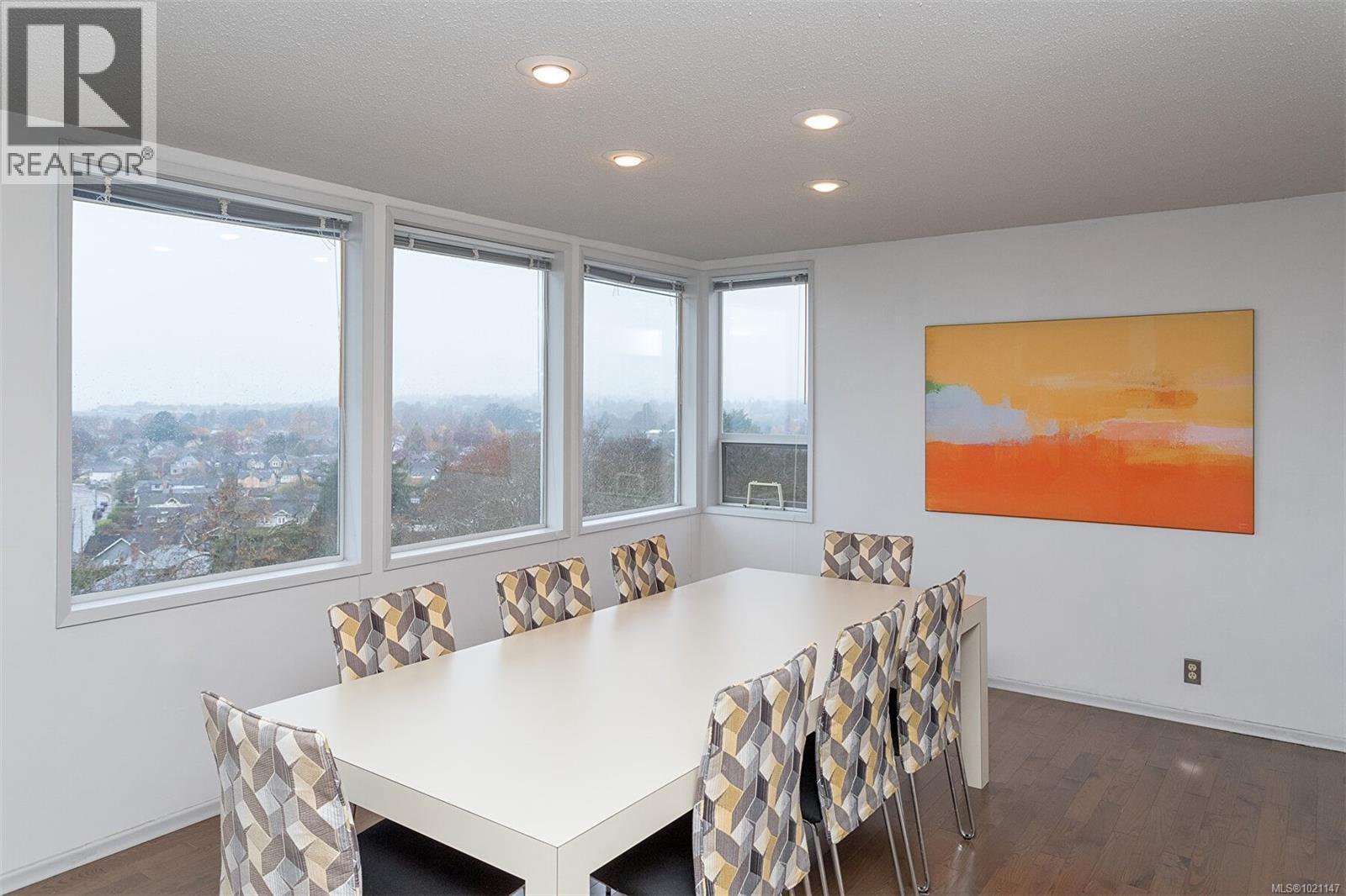  117 Barkley Terrace, Oak Bay