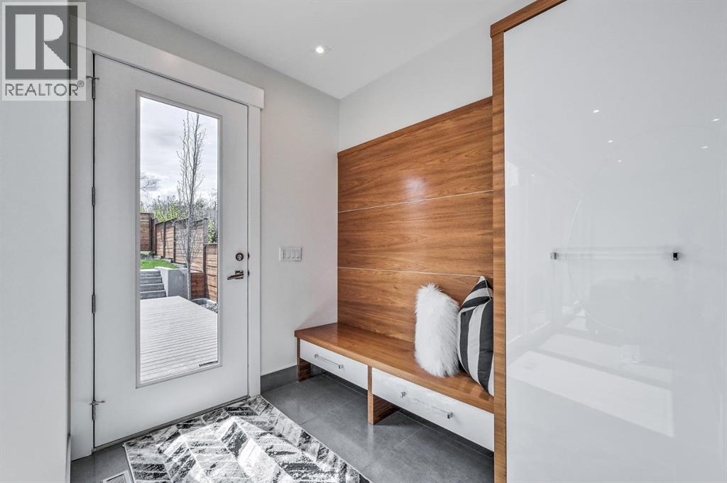 Single Family House for Sale in   Avenue NE Winston Heights/Mountview Calgary 