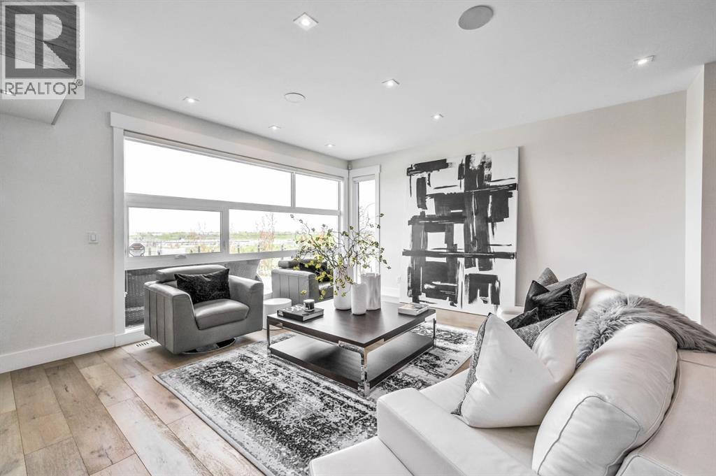 Single Family House for Sale in   Avenue NE Winston Heights/Mountview Calgary 