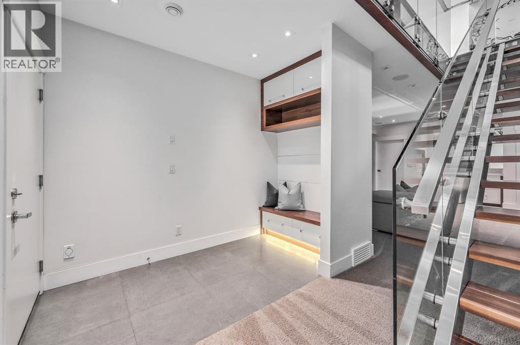 Single Family House for Sale in   Avenue NE Winston Heights/Mountview Calgary 