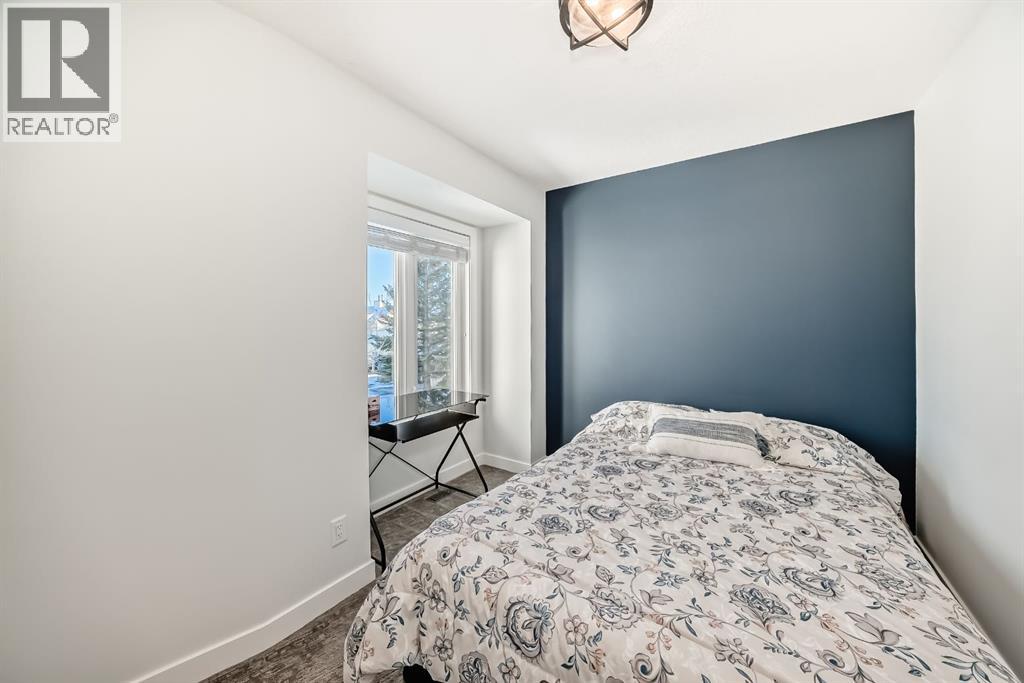 Single Family House for Sale in  Sandringham Place NW Sandstone Valley Calgary 