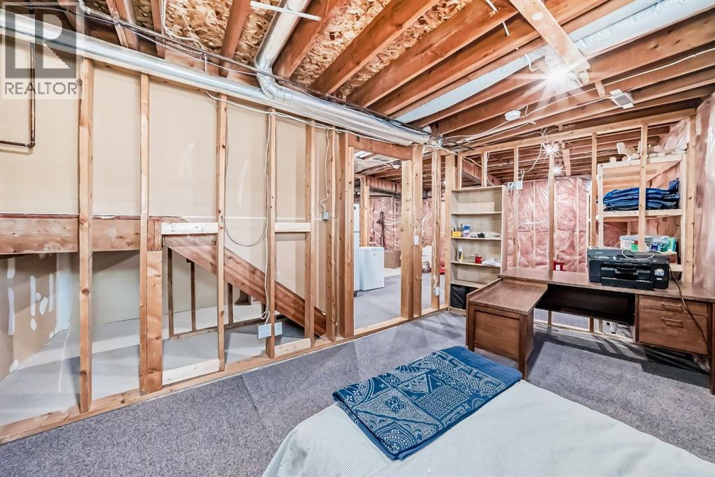 Single Family House for Sale in  Sandringham Place NW Sandstone Valley Calgary 