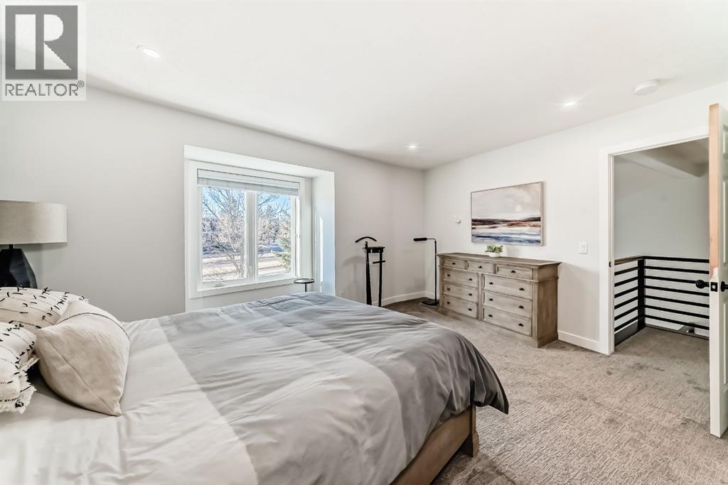 Single Family House for Sale in  Sandringham Place NW Sandstone Valley Calgary 