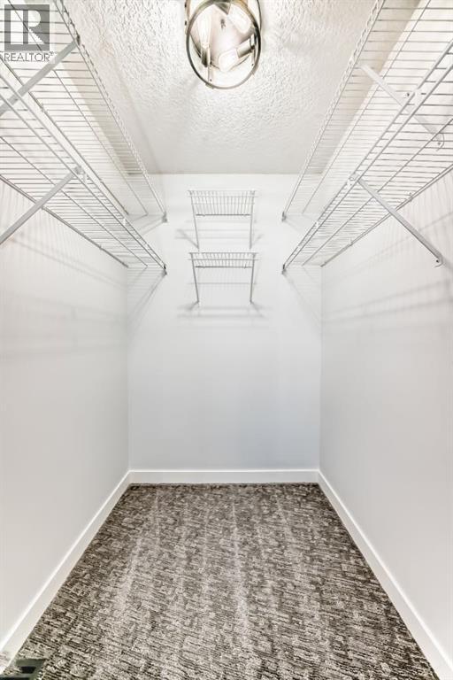 741 Sandringham Place NW, Calgary, Alberta