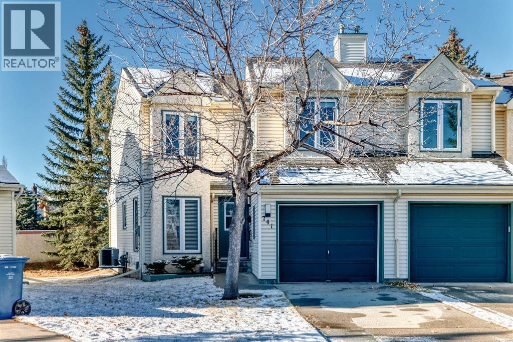 Single Family House for Sale in  Sandringham Place NW Sandstone Valley Calgary 