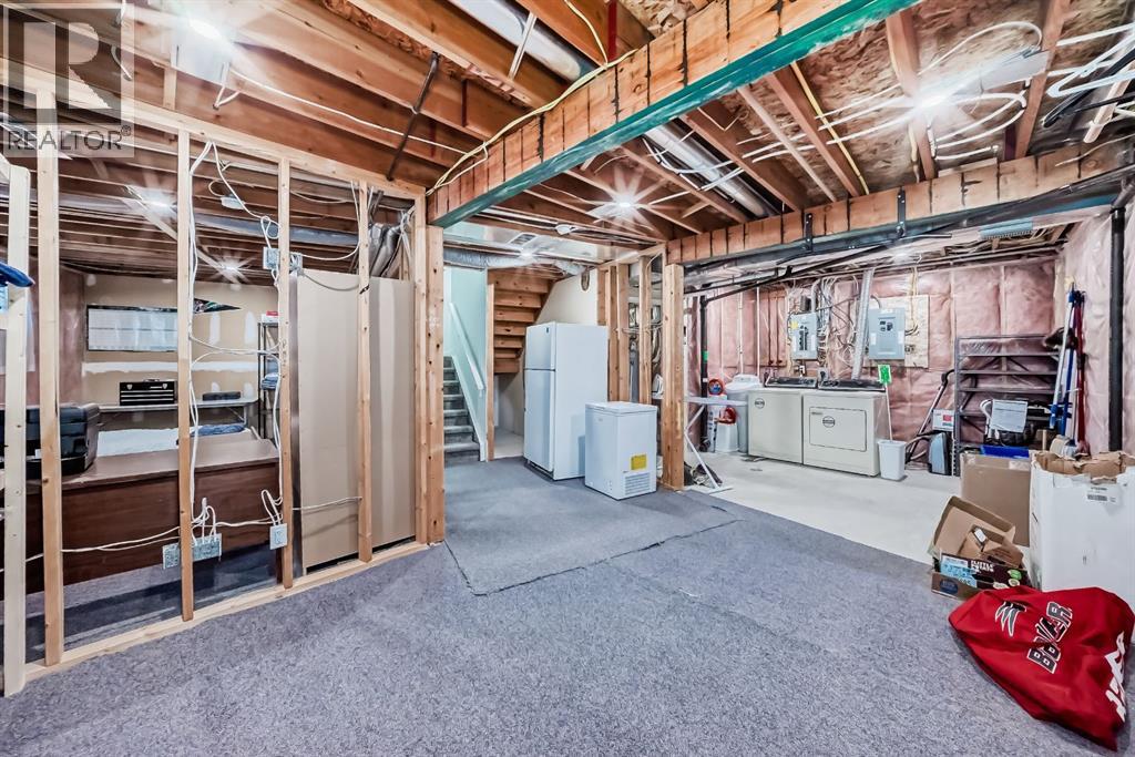 Single Family House for Sale in  Sandringham Place NW Sandstone Valley Calgary 