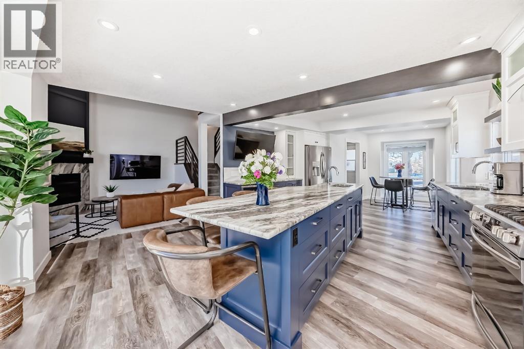 Single Family House for Sale in  Sandringham Place NW Sandstone Valley Calgary 