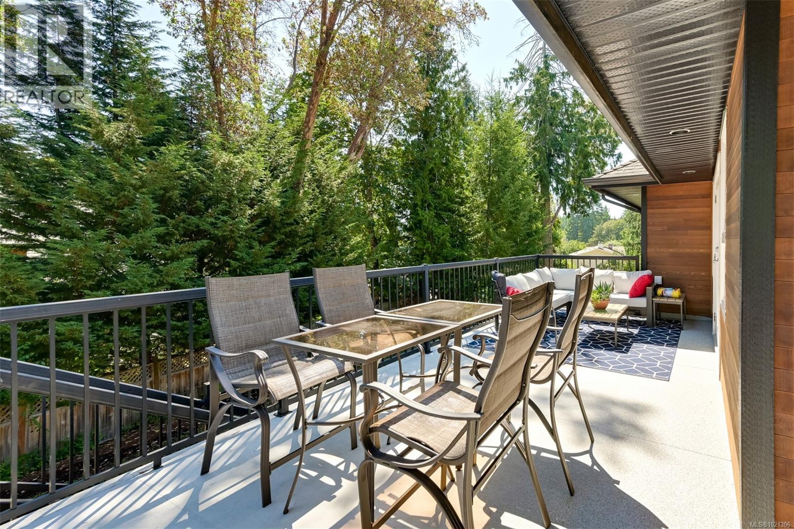  6799 Jedora Drive, Central Saanich