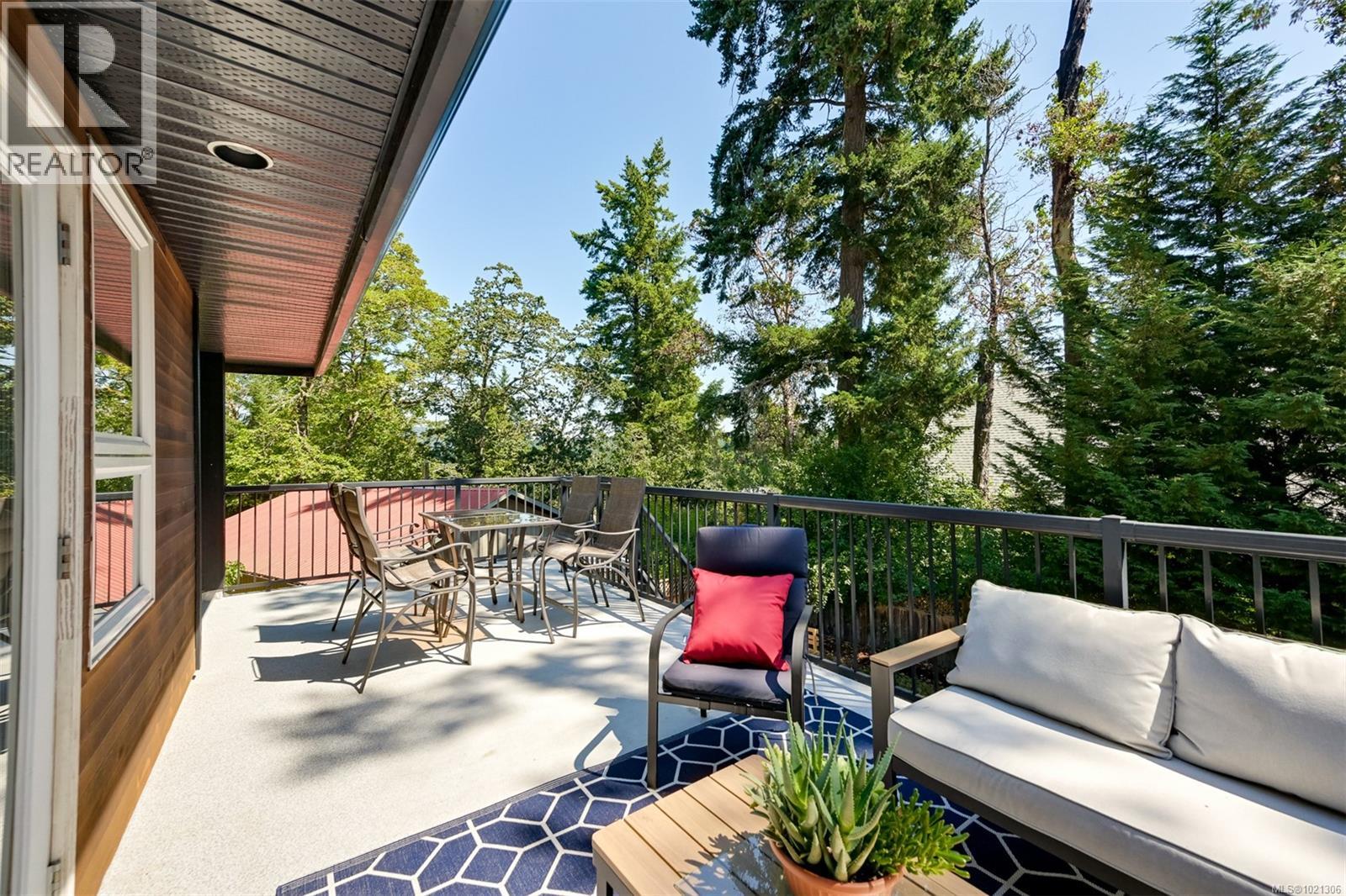  6799 Jedora Drive, Central Saanich