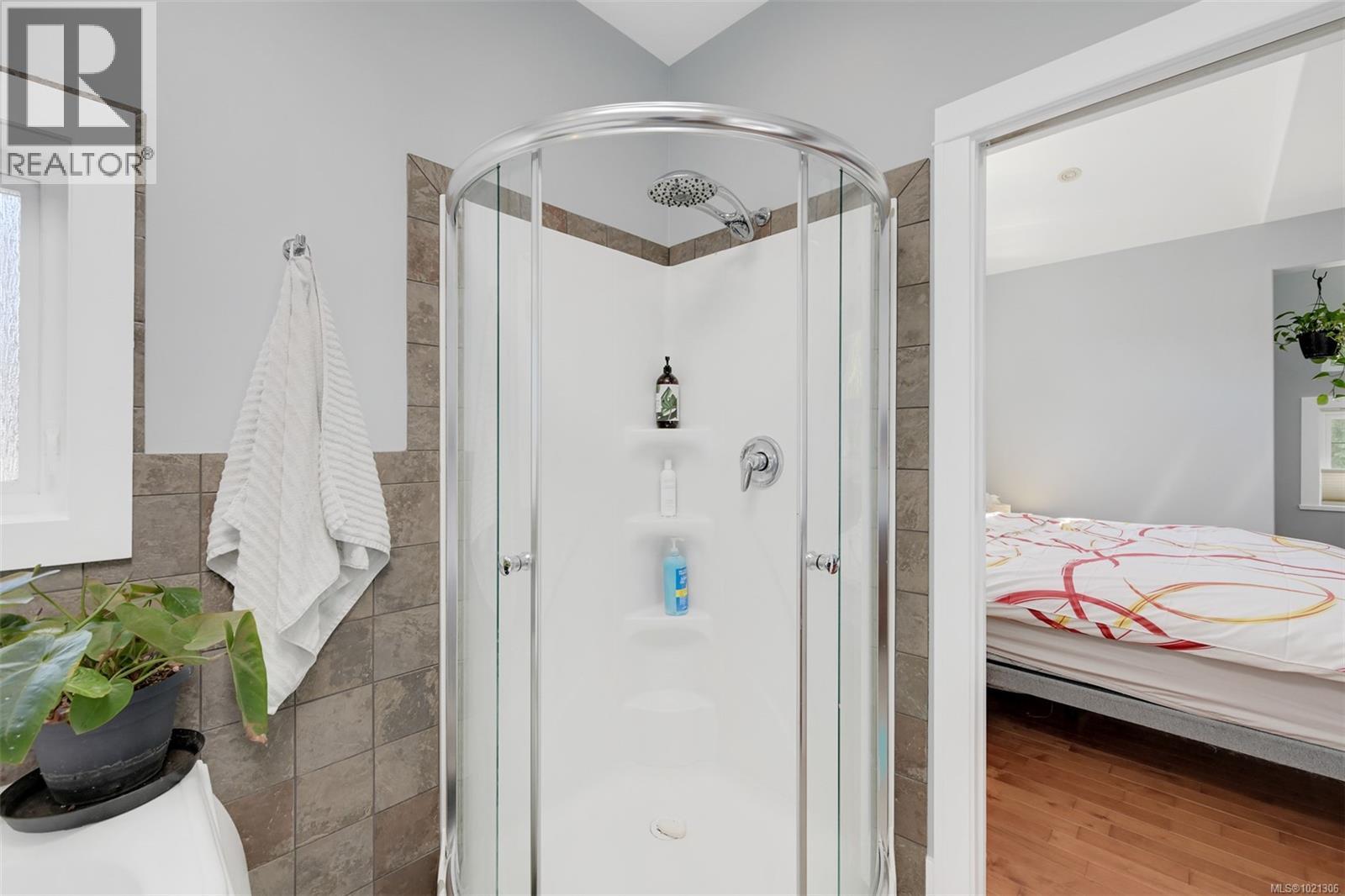  6799 Jedora Drive, Central Saanich