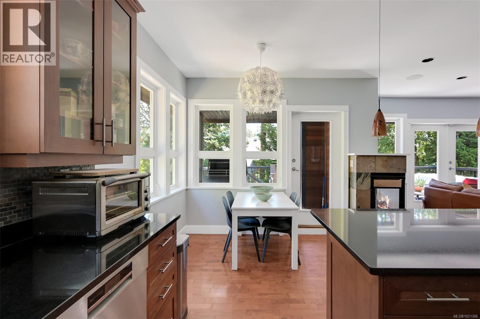  6799 Jedora Drive, Central Saanich