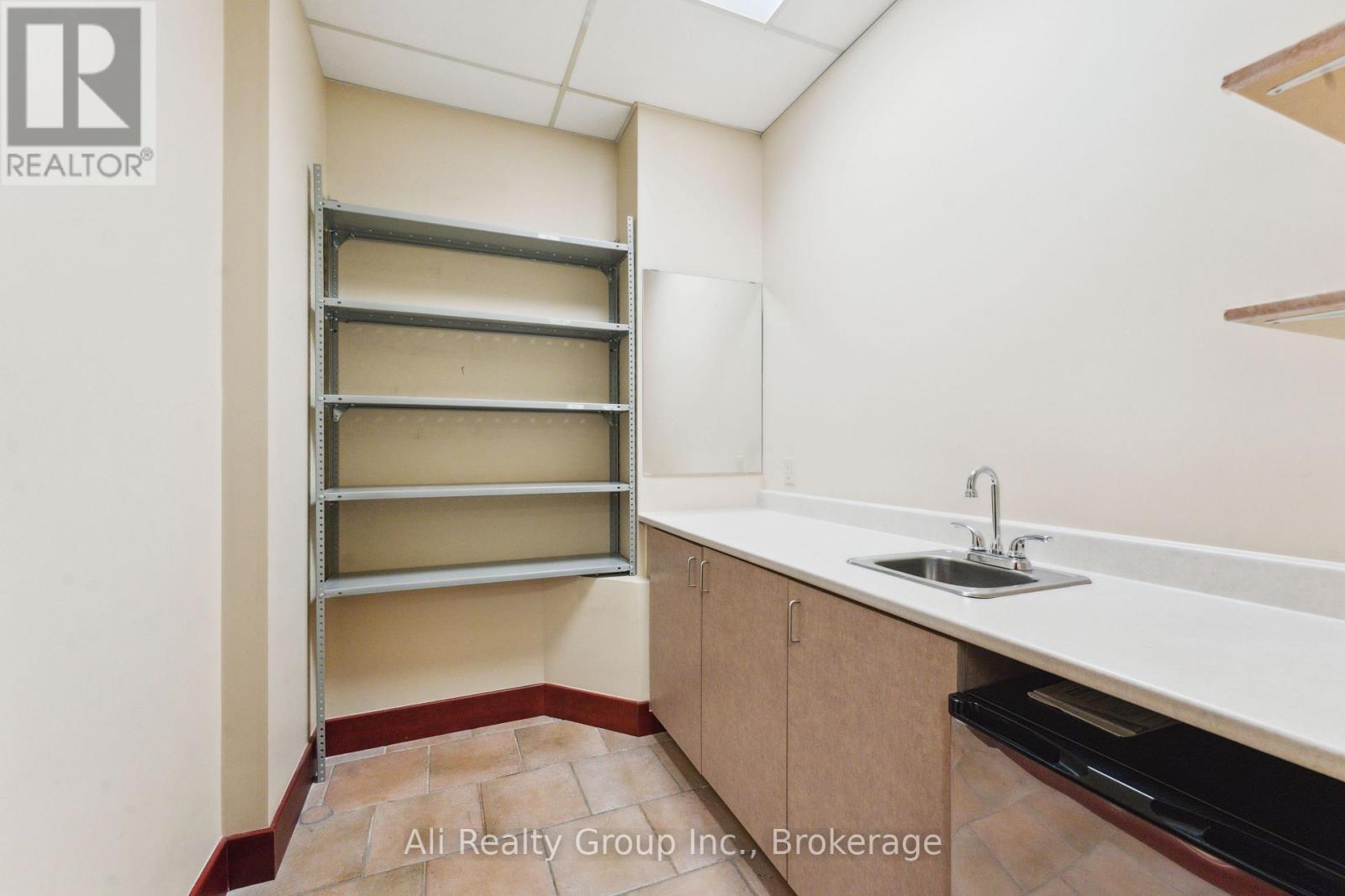 Office for Rent in Ottawa – 101 – 160 GEORGE STREET, Ottawa – MLS# X12584284 - Image 15