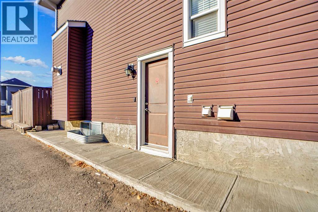 Single Family House for Sale in  Redstone Park NE Redstone Calgary 