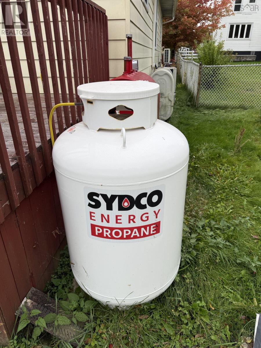 Property 30 of 44 of 130 Upper Mclean Street