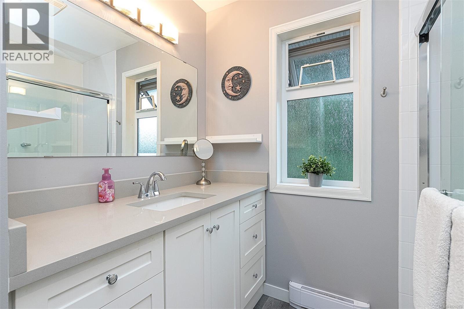  4213 Westervelt Place, Saanich