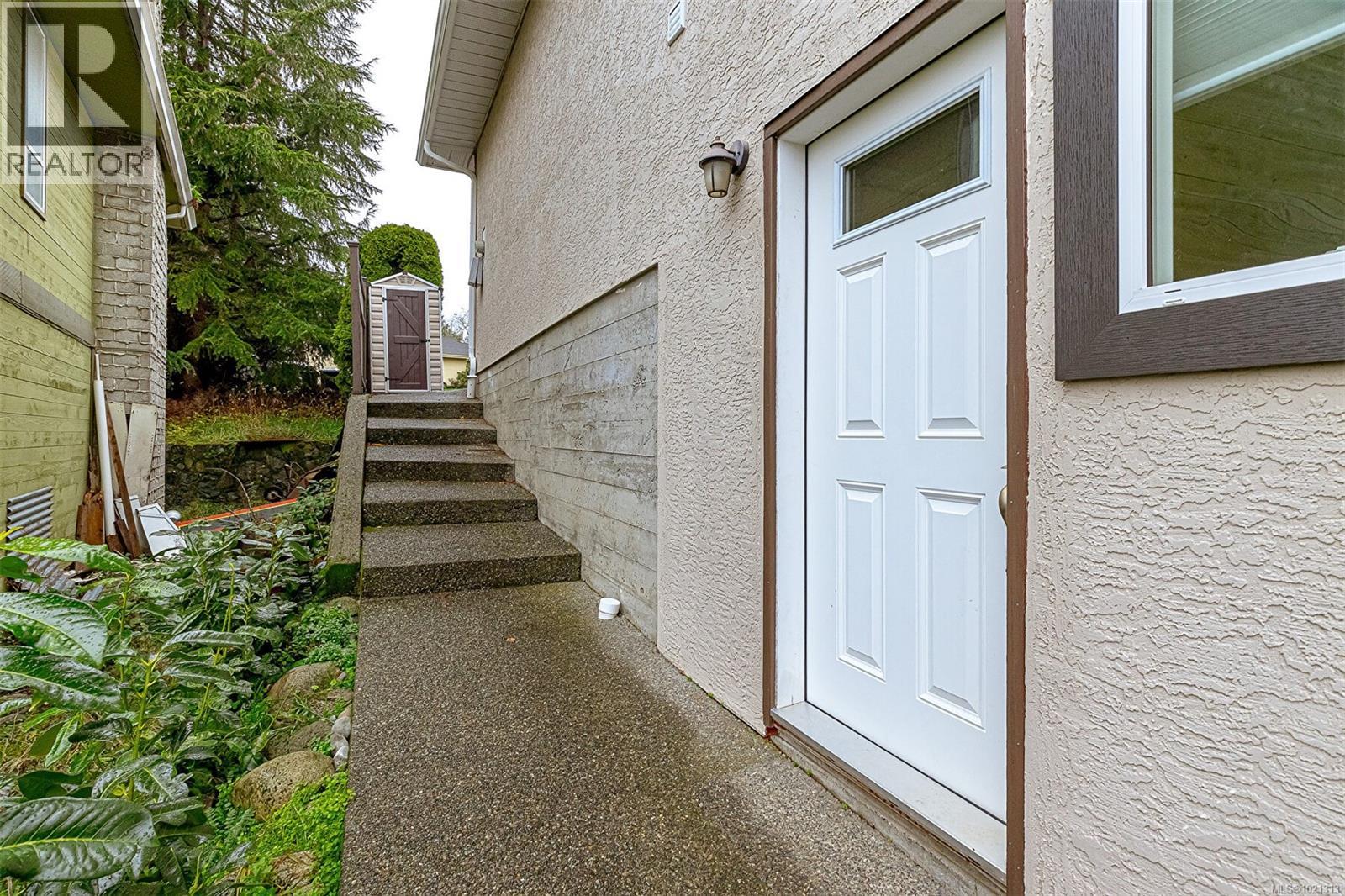  4213 Westervelt Place, Saanich