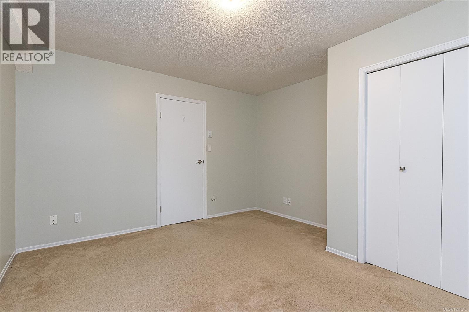  4213 Westervelt Place, Saanich