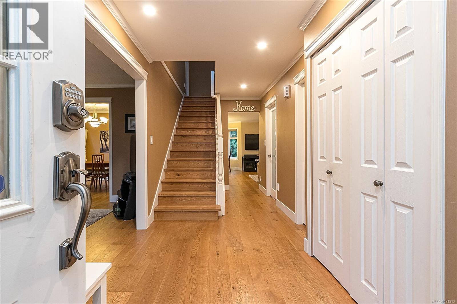  4213 Westervelt Place, Saanich