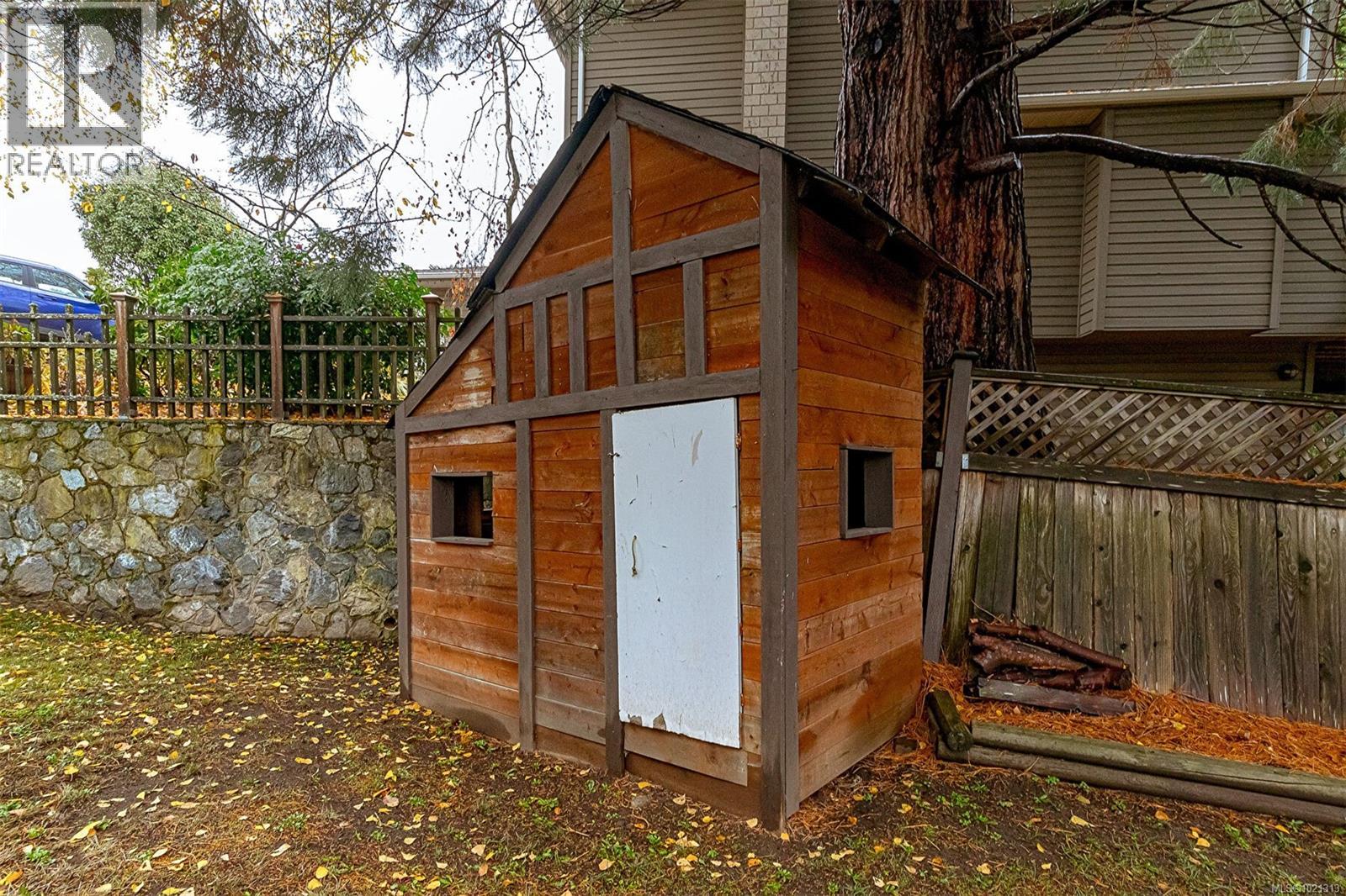  4213 Westervelt Place, Saanich