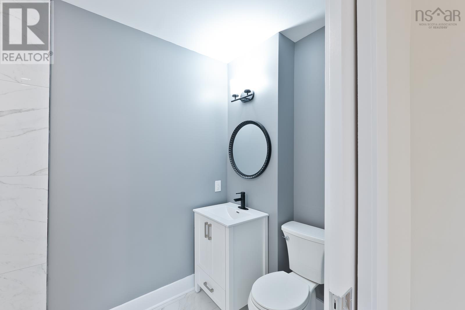 Property 27 of 49 of 14096 Highway 1